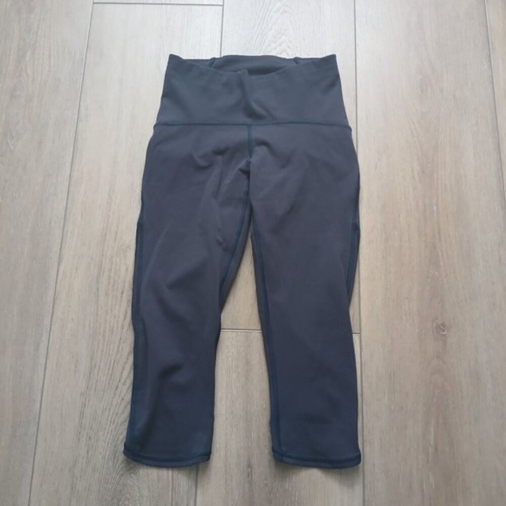 Lululemon High Rise Crop Leggings Size 4 Navy Mesh Panel Yoga Pants 12.5"x25"